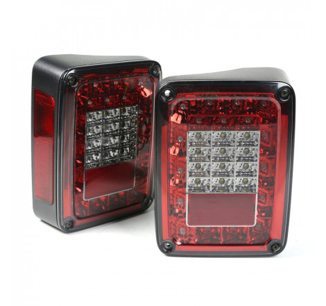 FEUX ARRIERE A LED JEEP...